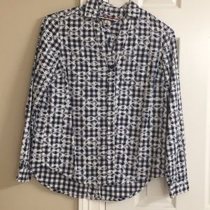 Long sleeve button up shirt